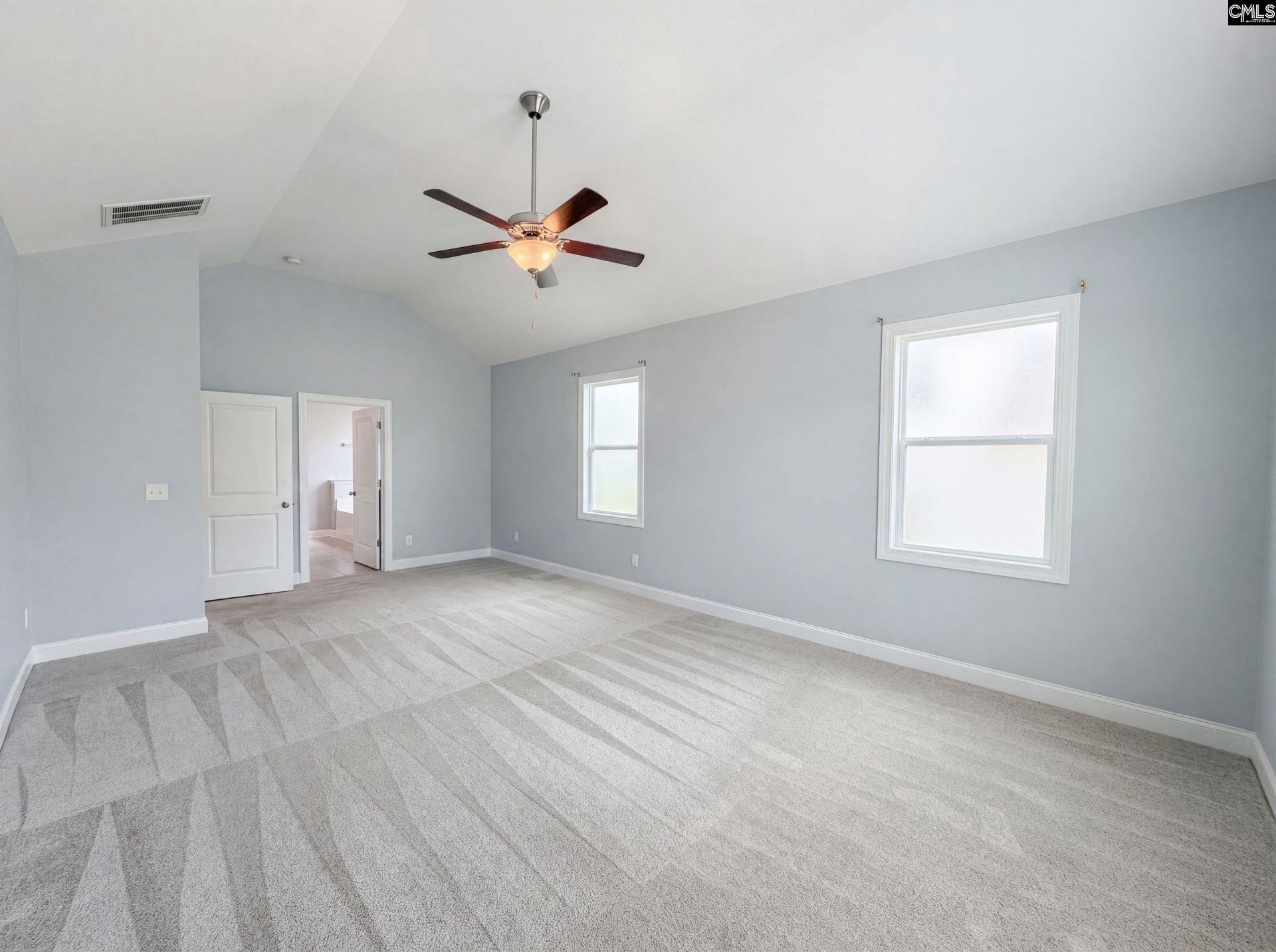 209 Lacecap Road  Photo 4