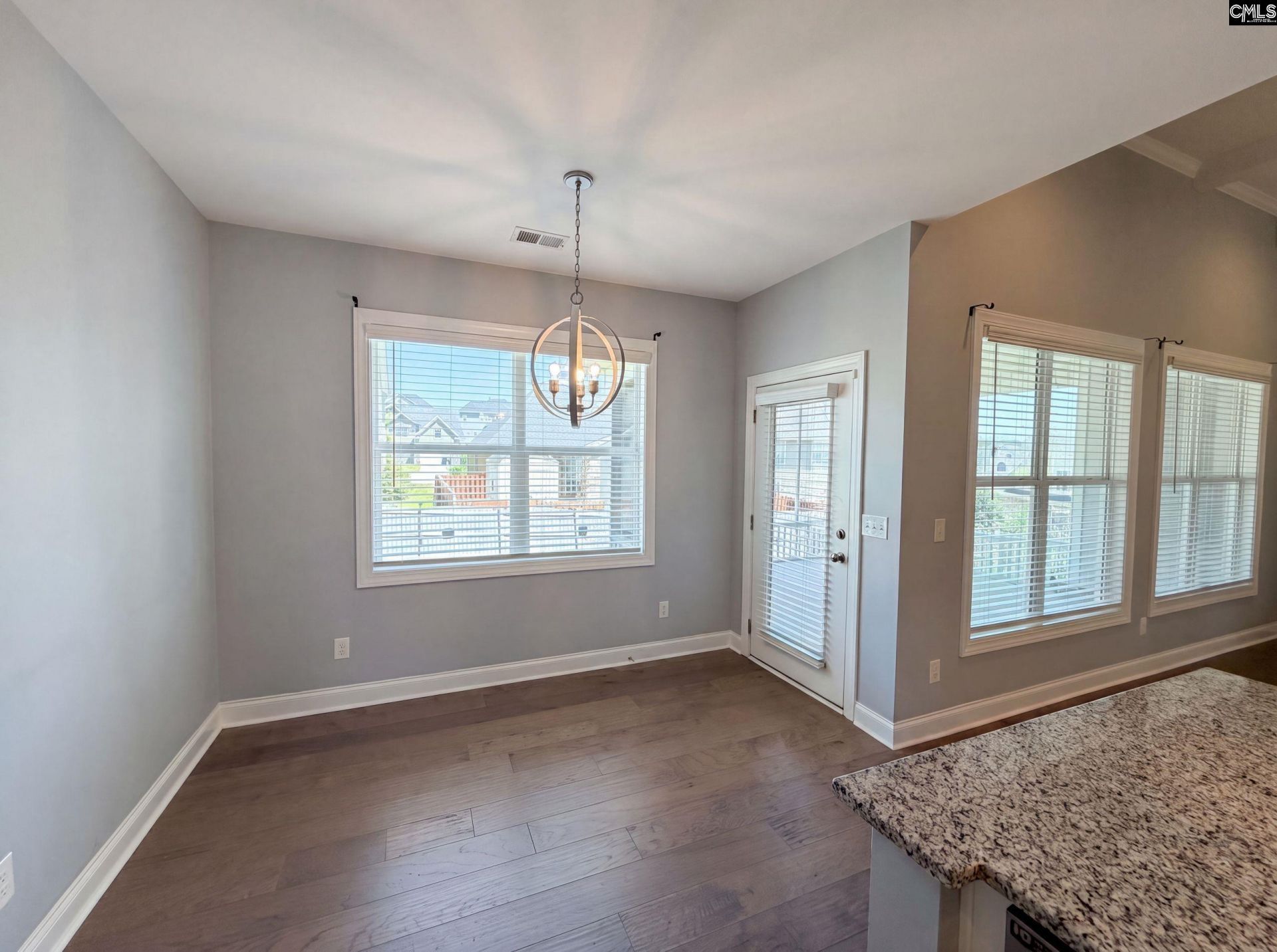 209 Lacecap Road  Photo 8