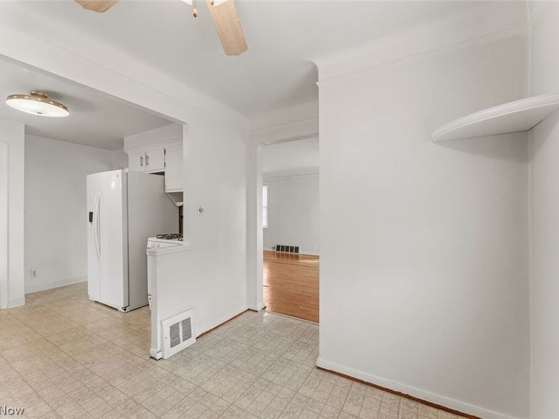 11301 Mountview Avenue, Garfield Heights, OH 44125 Photo 11