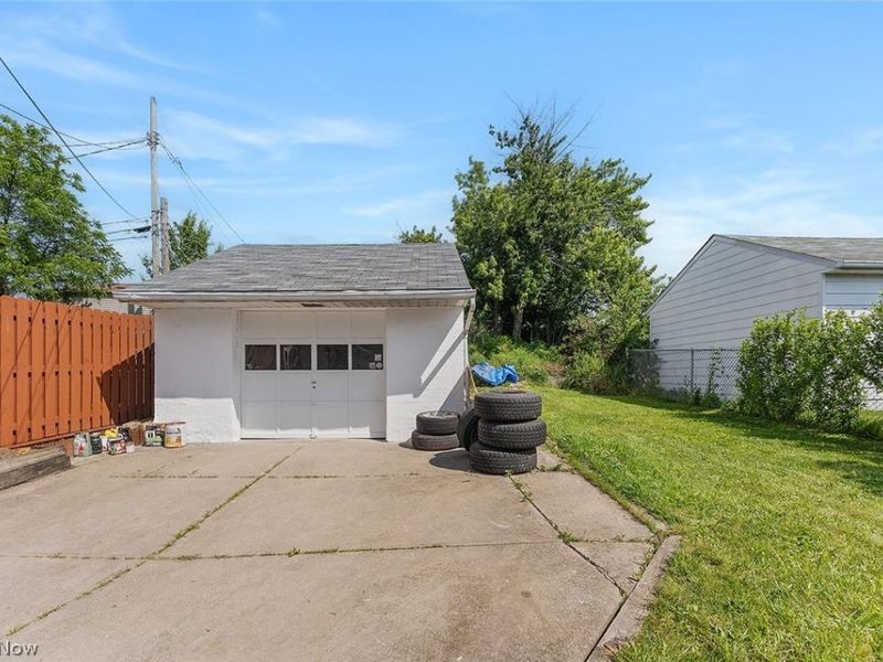 11301 Mountview Avenue, Garfield Heights, OH 44125 Photo 3