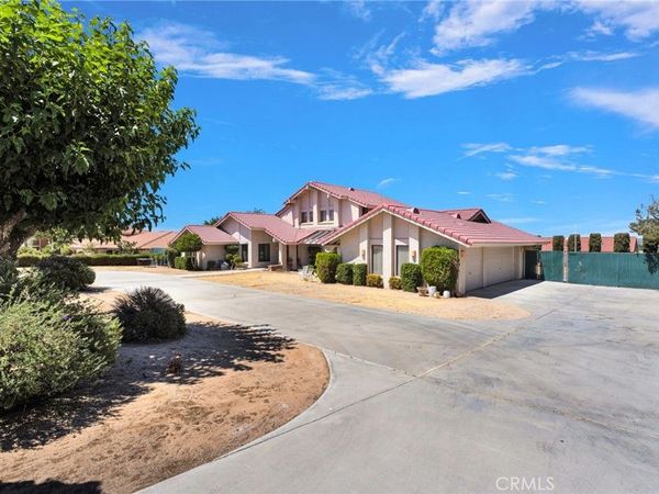 13094 Modoc Court , Apple Valley, CA 92308