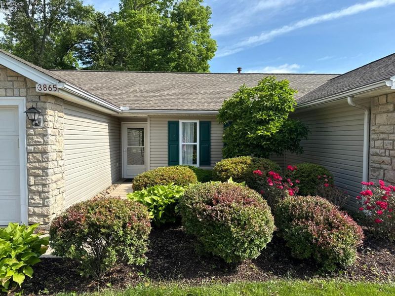 3865 E Vineyard Village Drive, Port Clinton, OH 43452 Photo 3