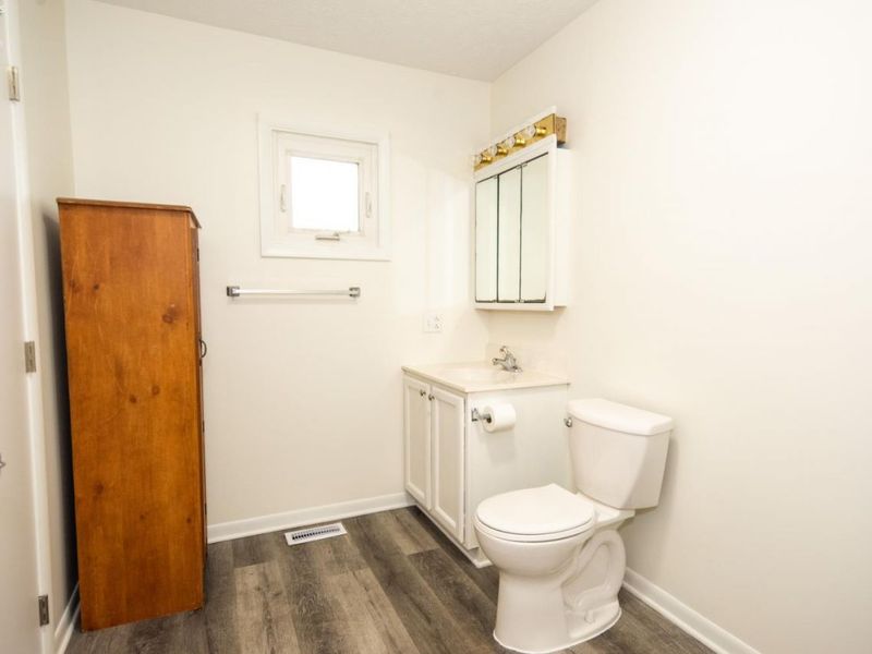 103 Roger Avenue, Bellevue, OH 44811 Photo 17