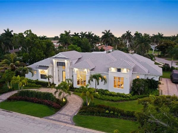 710 WILLOWHEAD DR , NAPLES, FL 34103