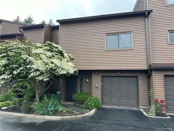22 Aspen Court , Nanuet, NY 10954