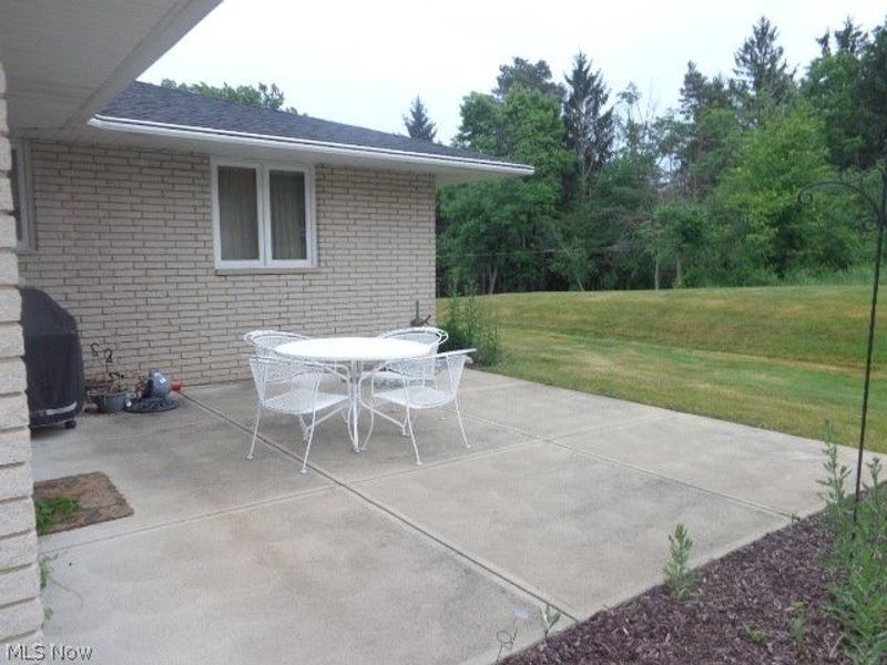 2791 Fleger Drive, Parma, OH 44134 Photo 4