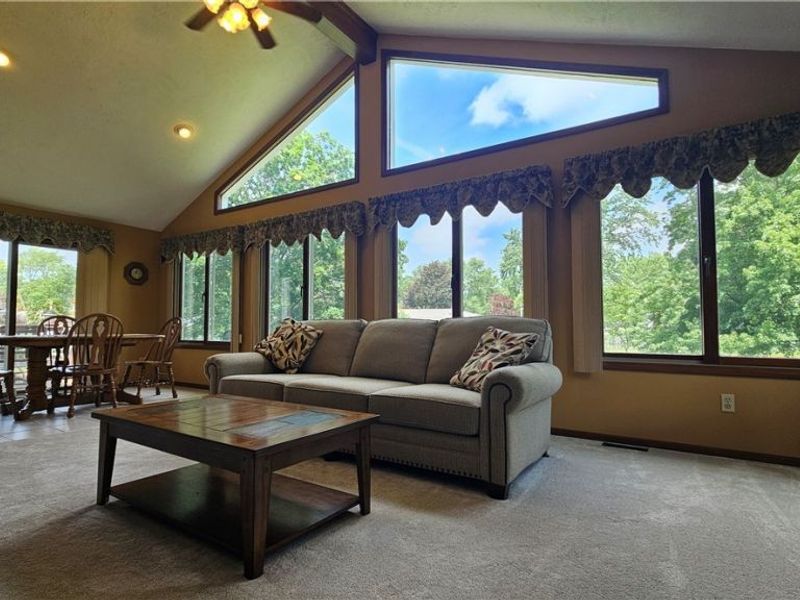 9325 Wyant Drive, Mentor, OH 44060 Photo 7