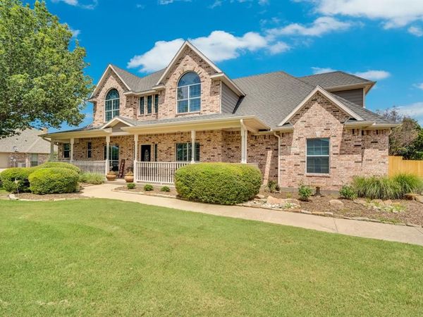 4240 Monroe Drive, Midlothian, TX 76065
