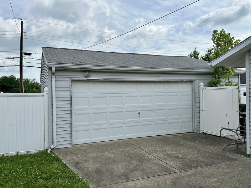 1295 June Drive, Xenia, OH 45385 Photo 8