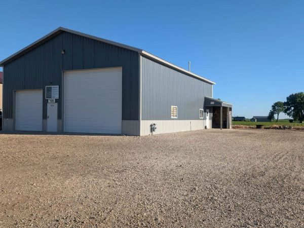 701 A Avenue E, Lake Park, IA 51347