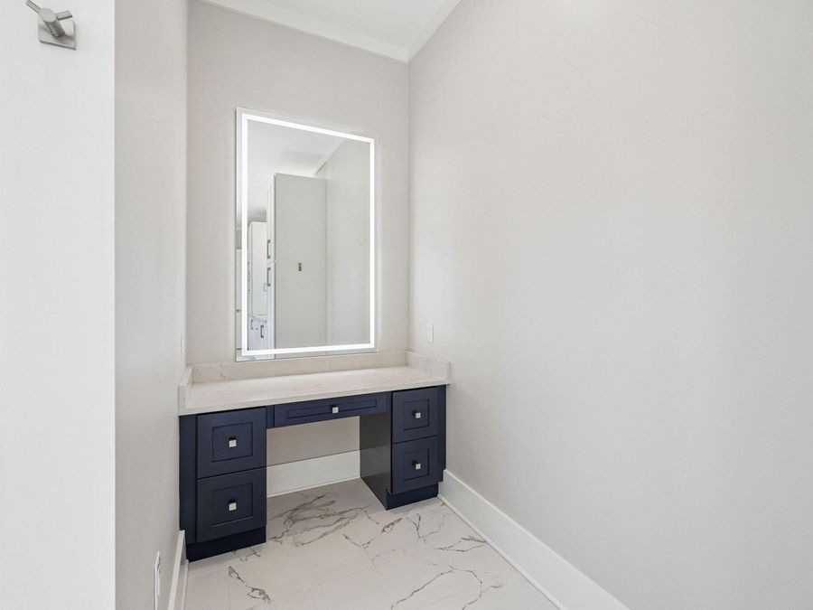 Property Image 120