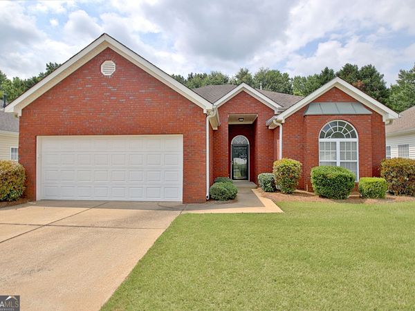 385 Autumn Glen Circle, Fayetteville, GA 30215
