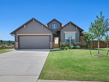 4120 NW 158th Street, Edmond, OK 73013