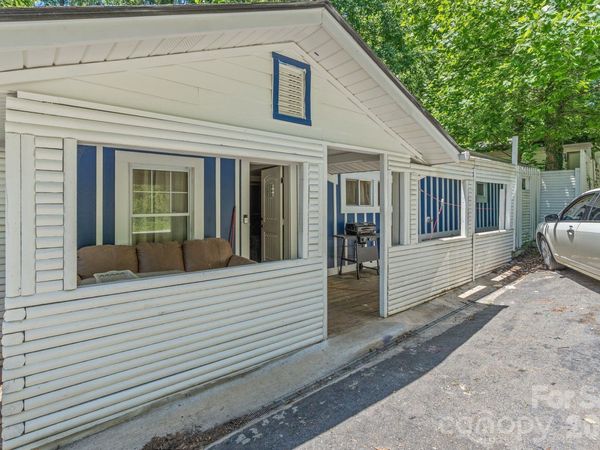 43 Candler School Road , Candler, NC 28715