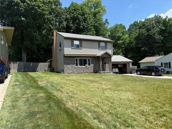 3330 Kingston Lane , Youngstown, OH 44511