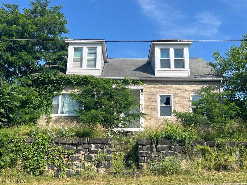415 S 3rd Street , Martins Ferry, OH 43935 Photo 1