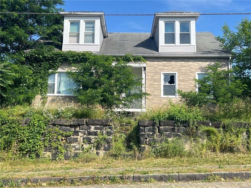 415 S 3rd Street , Martins Ferry, OH 43935 Photo 2
