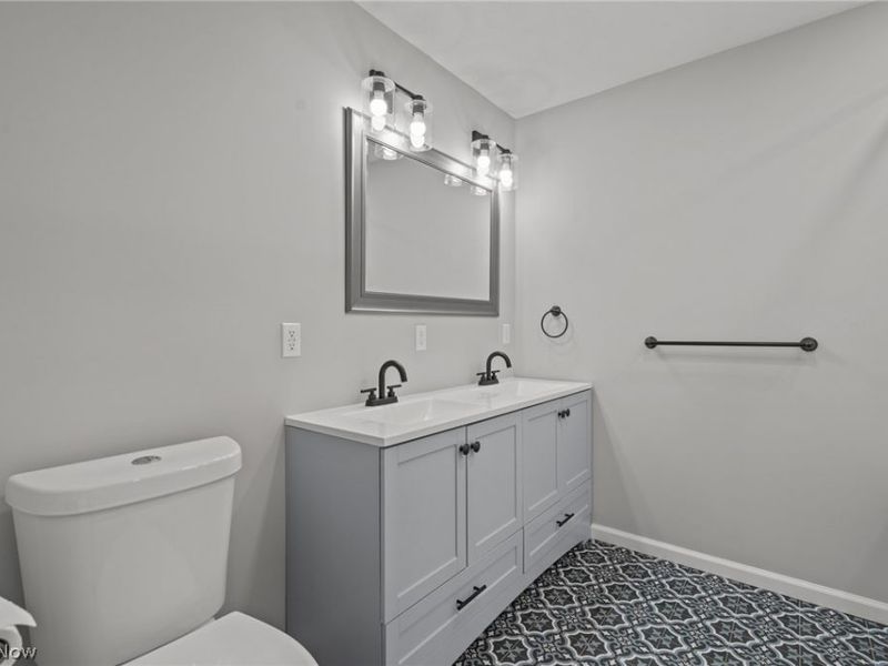 3820 Meadowbrook Boulevard, University Heights, OH 44118 Photo 27