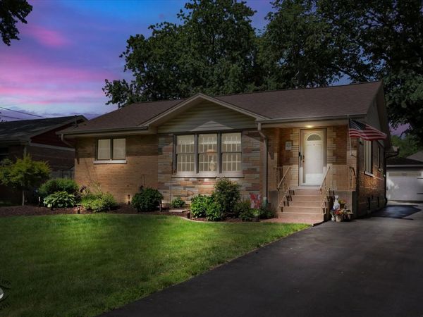 12008 S 71st Court , Palos Heights, IL 60463