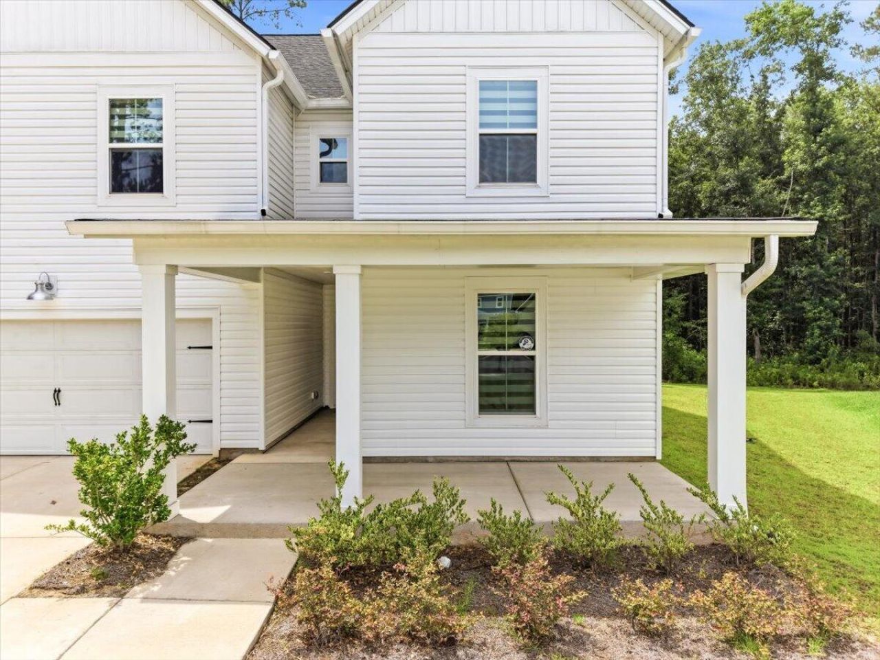 55 Red Bluff Street Photo 4