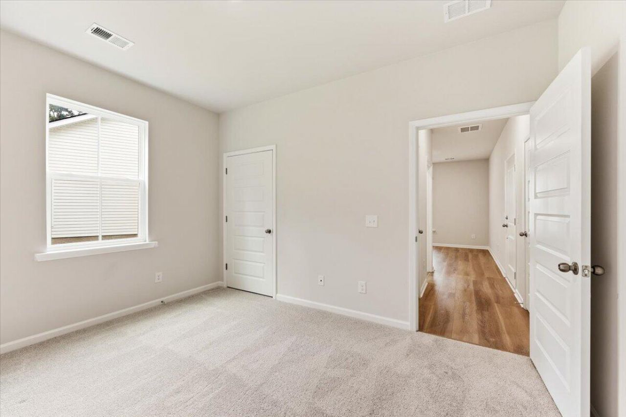 55 Red Bluff Street Photo 64