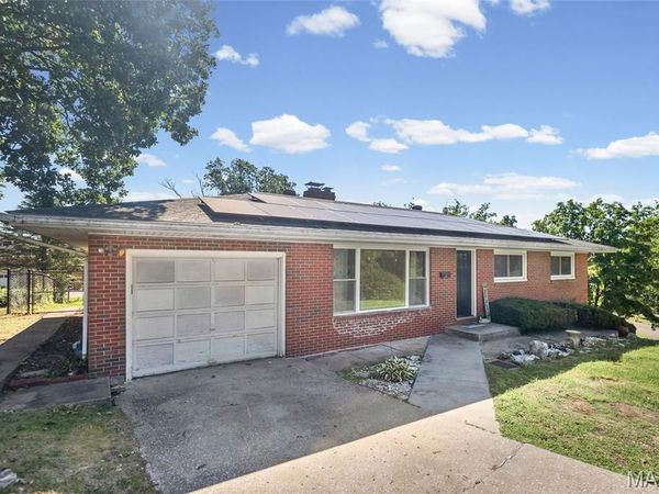 2303 Fairview Drive , Alton, IL 62002