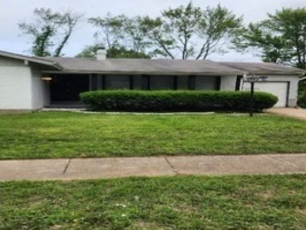11565 Sheffield Drive, Florissant, MO 63033