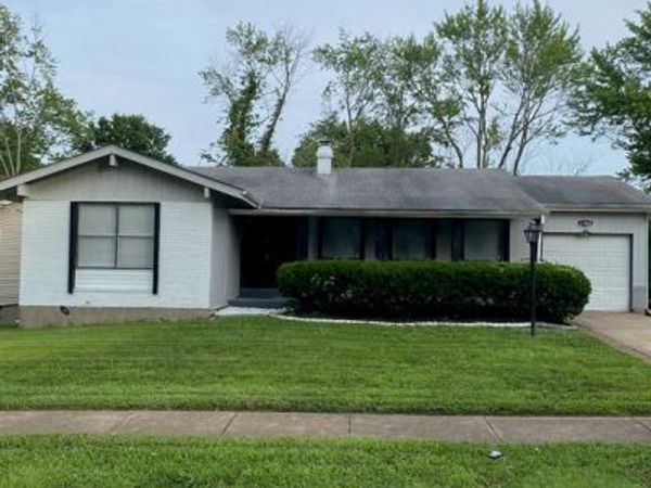 11565 Sheffield Drive, Florissant, MO 63033