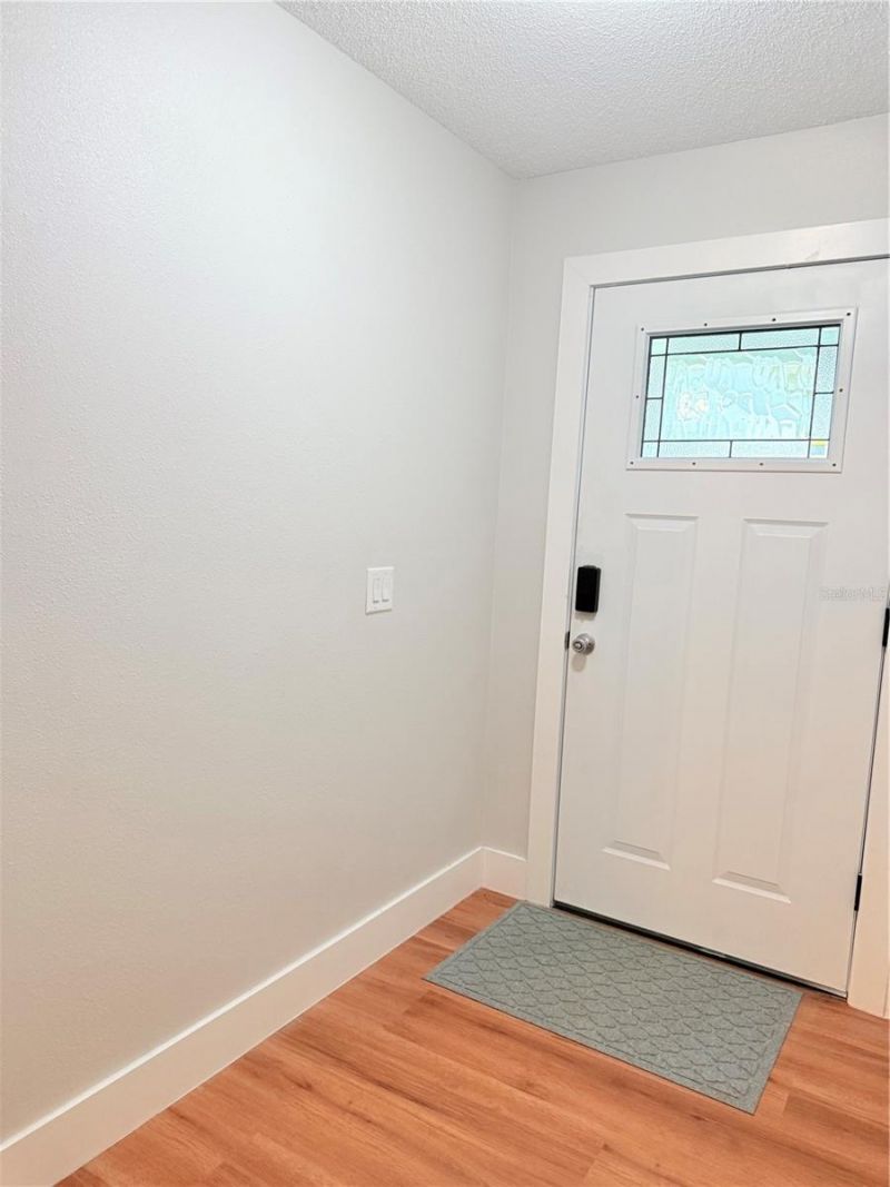 2130 Redleaf Drive , Brandon, FL 33510 Photo