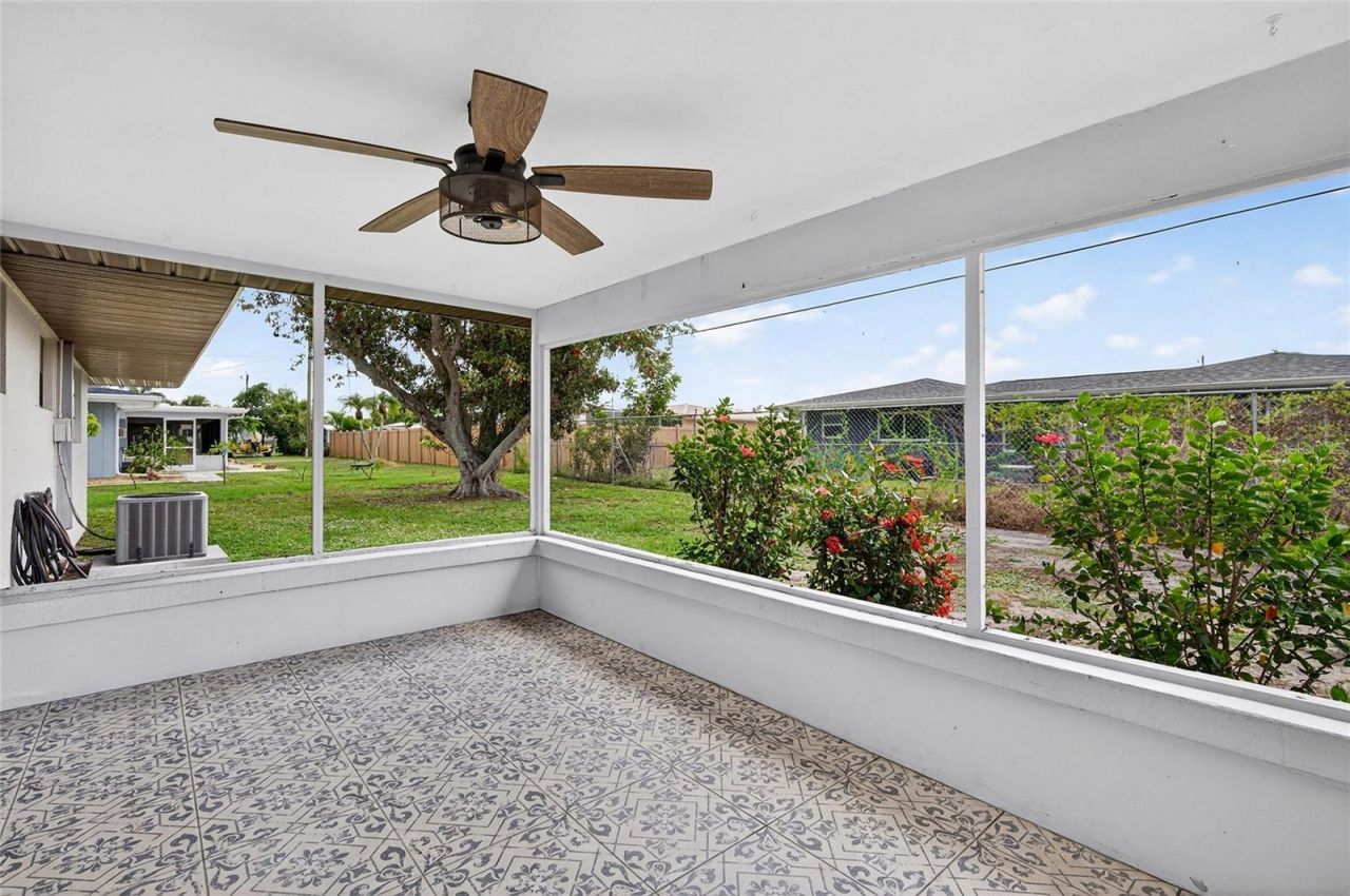 337 Colgan Avenue Se, Port Charlotte, FL 33952 Photo