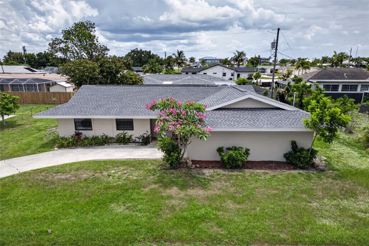 337 Colgan Avenue Se, Port Charlotte, FL 33952 Photo