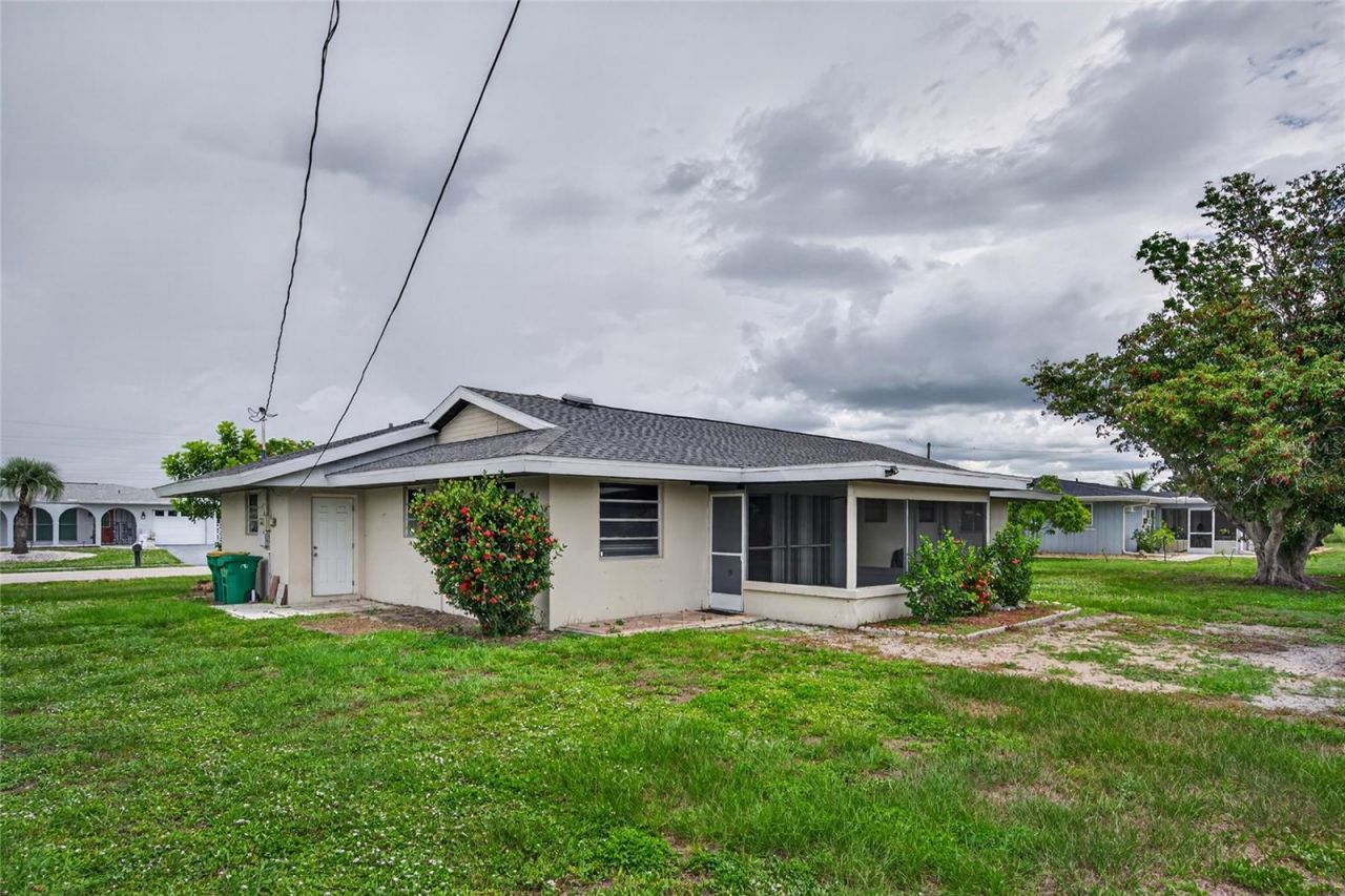 337 Colgan Avenue Se, Port Charlotte, FL 33952 Photo