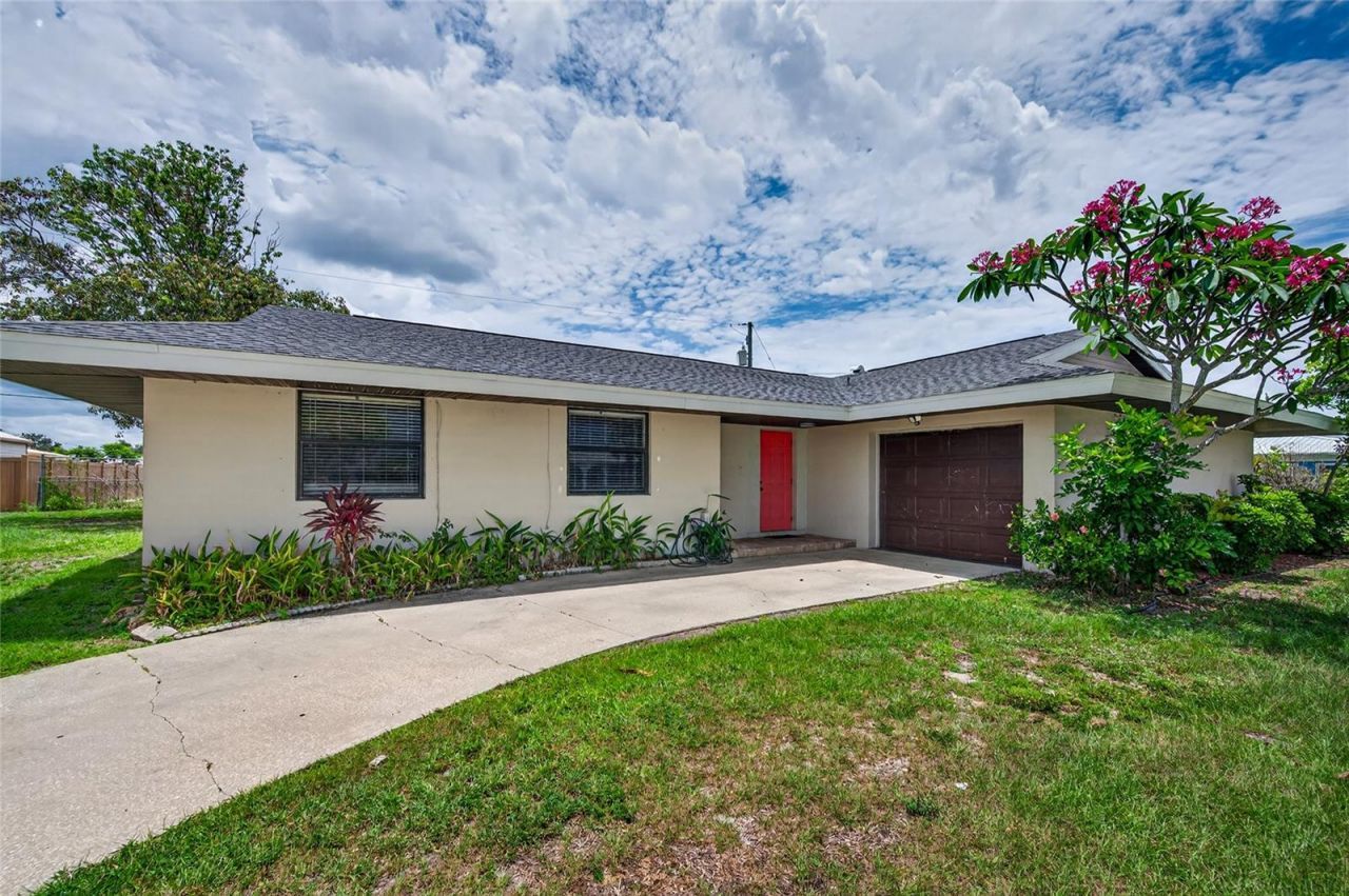 337 Colgan Avenue Se, Port Charlotte, FL 33952 Photo