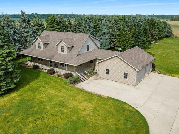 8735 County Highway B Hwy, Mishicot, WI 54241