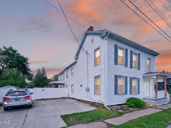 40 South Street, Waterford, NY 12188