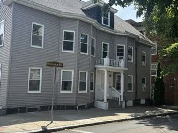 27 Salem Street, Unit 2L, Salem, MA 01970