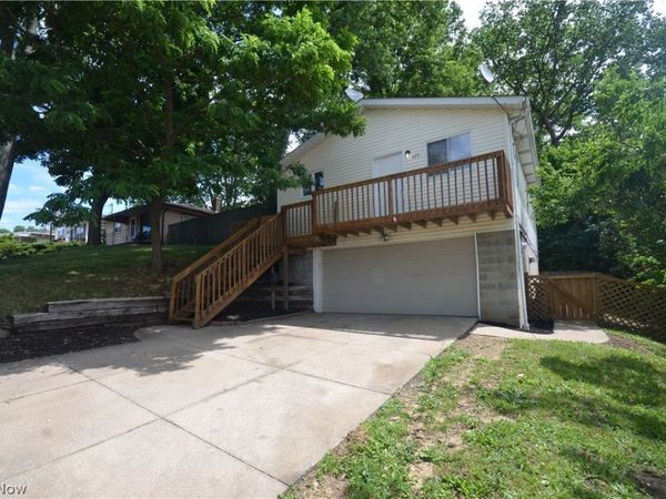 625 Hillman Road , Akron, OH 44312