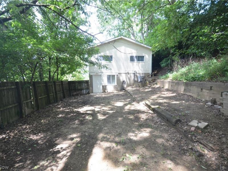 625 Hillman Road, Akron, OH 44312 Photo 35