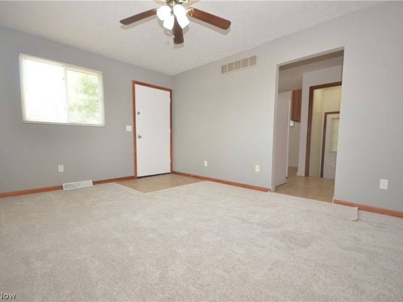 625 Hillman Road, Akron, OH 44312 Photo 5