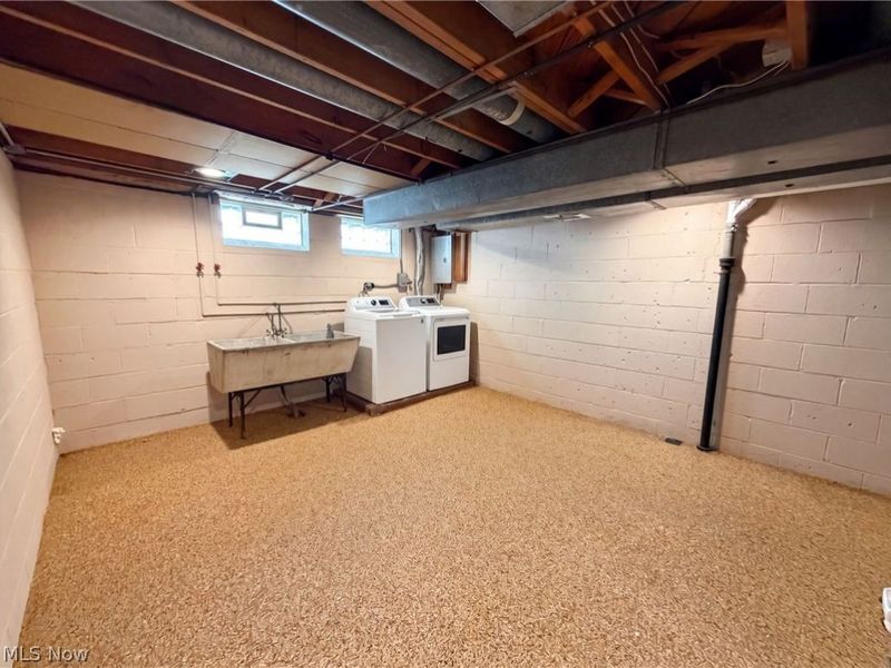 4406 Urban Drive, Cleveland, OH 44121 Photo 19