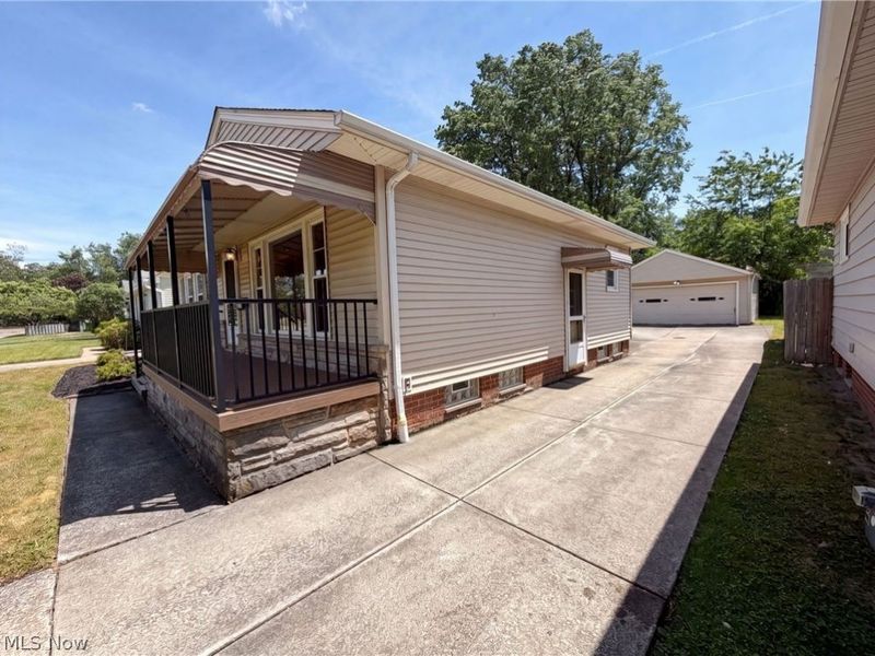 4406 Urban Drive, Cleveland, OH 44121 Photo 21