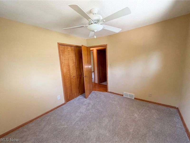 4406 Urban Drive, Cleveland, OH 44121 Photo 4