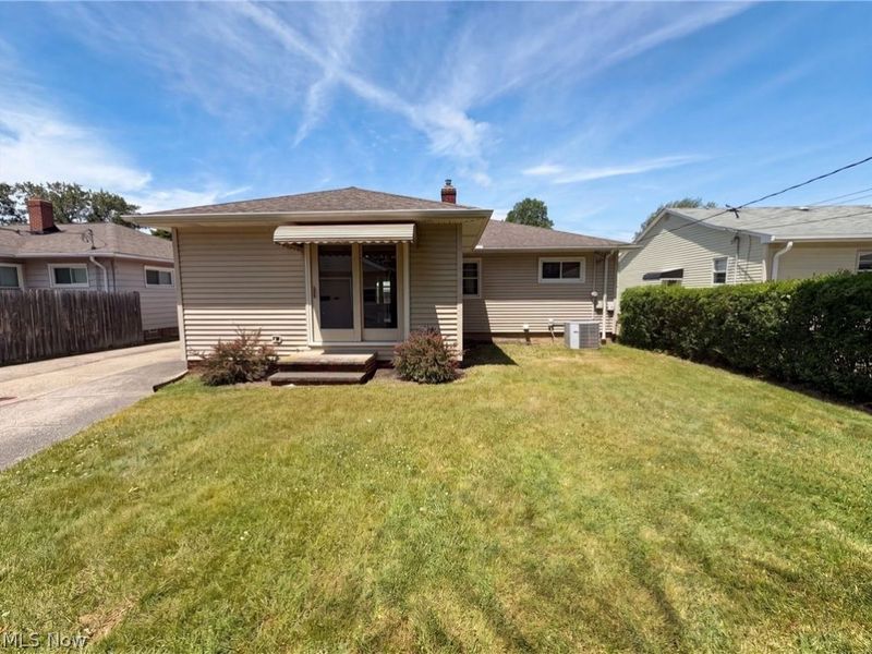 4406 Urban Drive, Cleveland, OH 44121 Photo 5