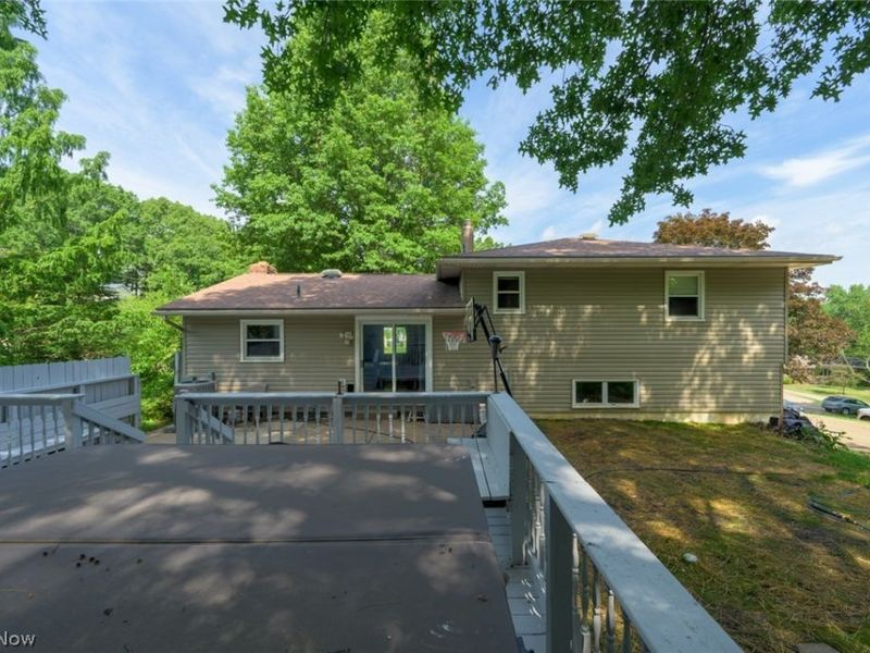 8560 Glennridge Avenue NW, Clinton, OH 44216 Photo 14