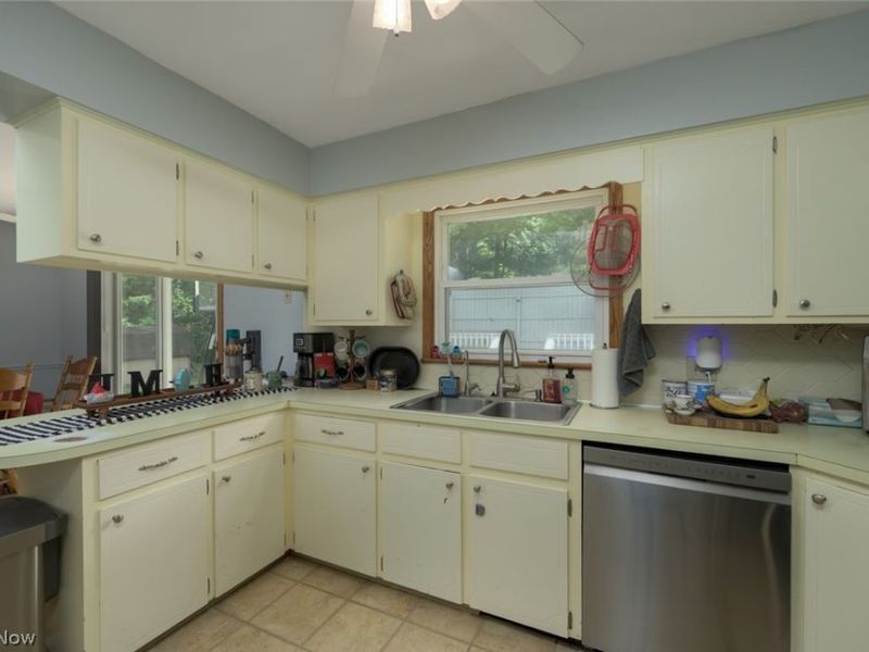 8560 Glennridge Avenue NW, Clinton, OH 44216 Photo 27