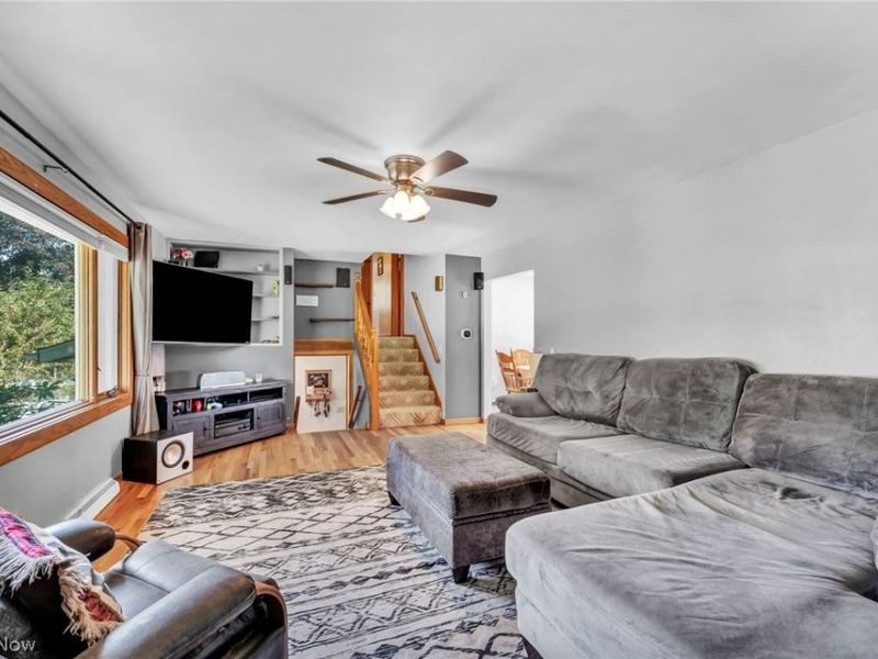 8560 Glennridge Avenue NW, Clinton, OH 44216 Photo 6