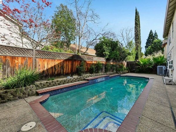 110 Conductor Way , Folsom, CA 95630