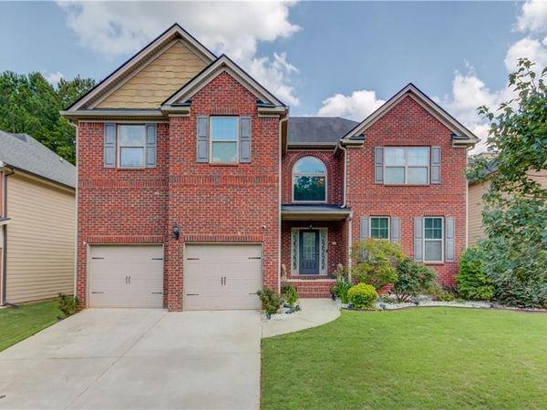 341 Chandler Bluff Court , Grayson, GA 30017