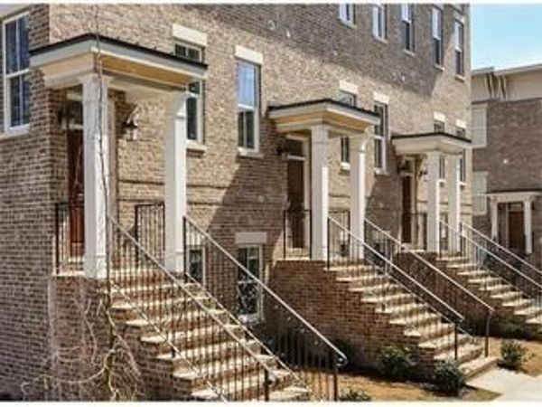 342 Brownstones Circle , Atlanta, GA 30312