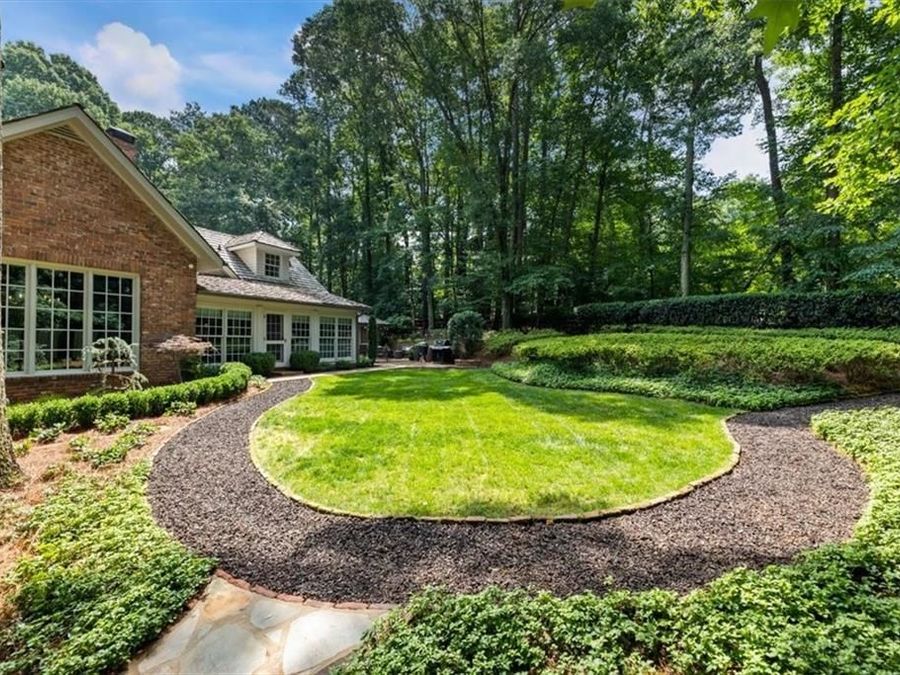 Property Image 100